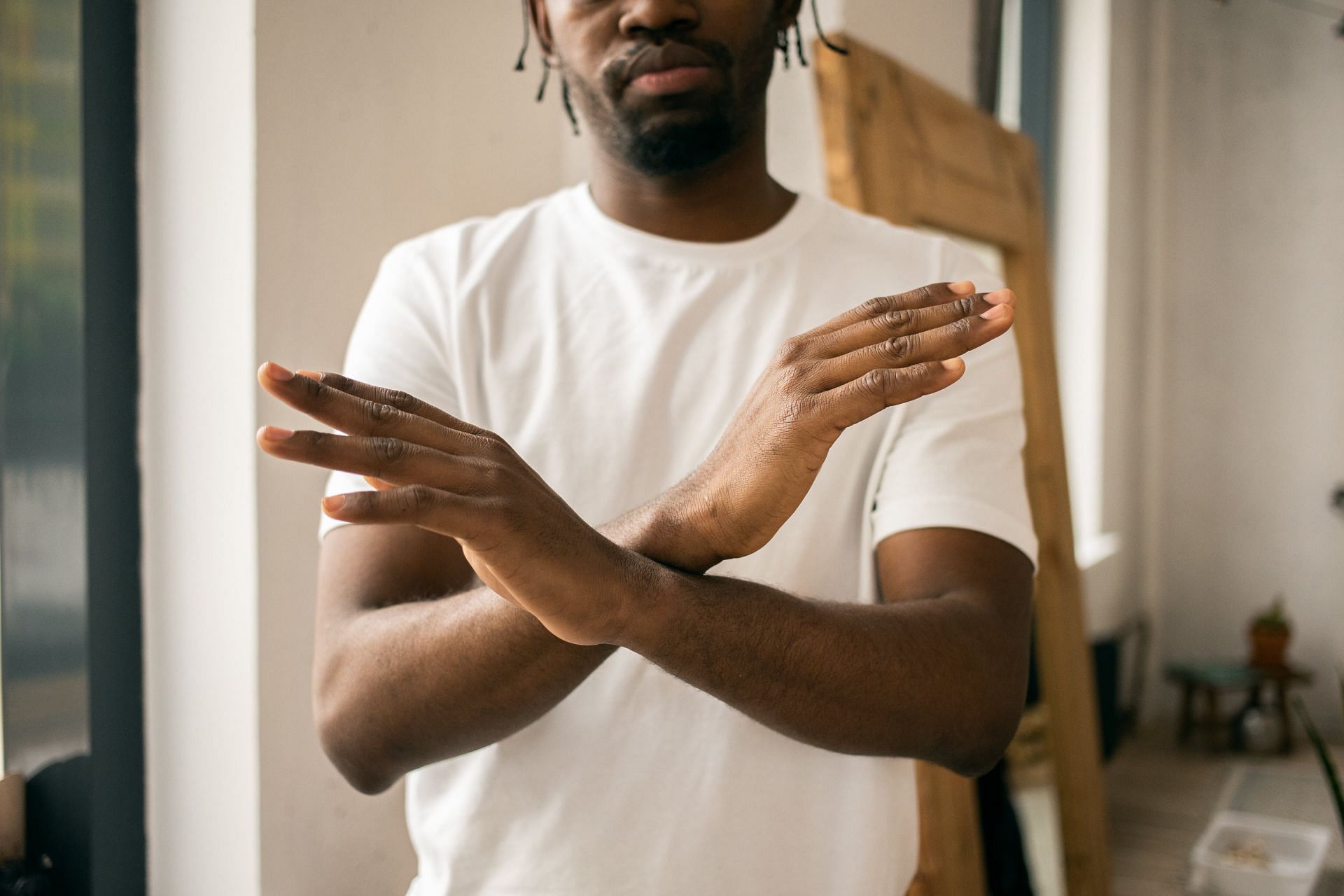 Rejection is scary and makes us feel consistently anxious. (Image via Pexels/ Monstera Production)